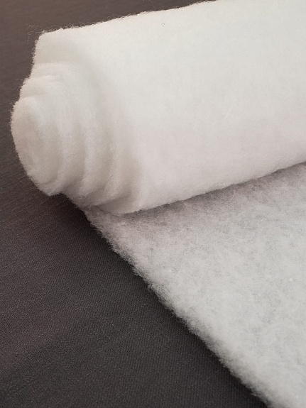 Синтепон, полиэфир.волокна-100%, ш.2.2м, 100гр/м.кв