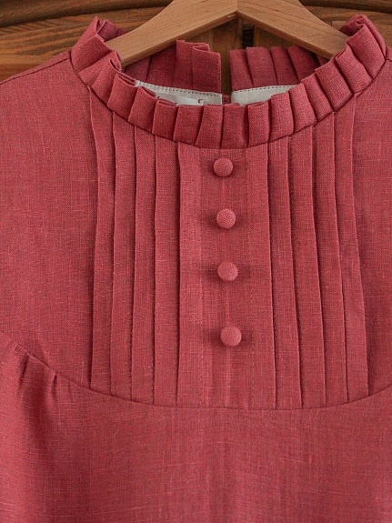 Винтажное платье из льна костюмного