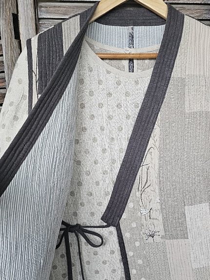 Платье и жакет из льняных тканей