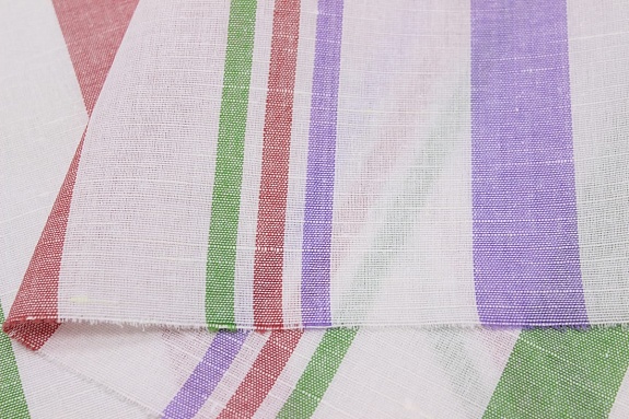 Полулен пестротканый "Полоски" цв.сиреневый/бордовый/зеленый, ш.1.5м, лен-30%, хл-70%, 135гр/м.кв