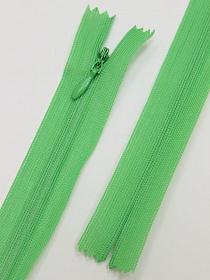 Молния потайная н/р цв.зеленое яблоко, 20см, нейлон