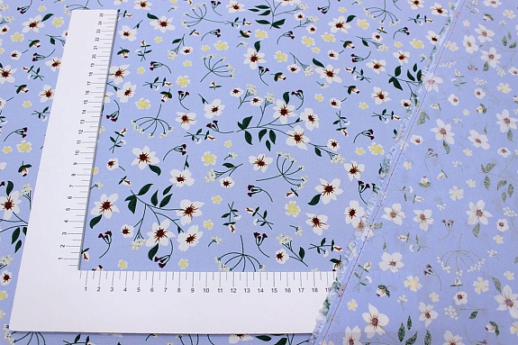 Штапель Премиум "Цветочное ассорти" цв.небесный с сиреневым оттенком, ш.1.45м, вискоза-100%