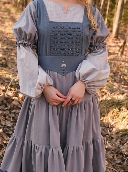 Платье из фактурного хлопка и плательного хлопка