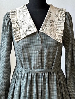 Платье из пестряди "Средняя двухцветная клетка на св.морской волне"