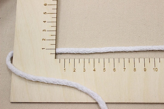 Шнур цв.белый (отбеленный), 5мм, хлопок-100%