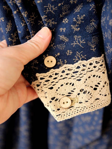 Платье из теплого хлопка "Мелкая ботаника" цв.чернильно-синий