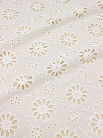 Шитье "Ромашки в ромбиках" (фестоны с 2х сторон) цв.молочно-белый, ВИД2, ш.1.28м, батист, хл-100%