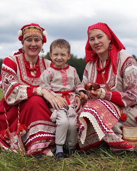 Комплект одежды в народном стиле из полульна Макошь