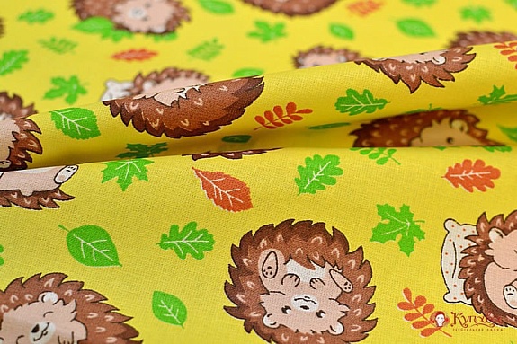 Бязь "Ежики в листочках" цв.желтый, ш.1,5м, хл-100%, 142гр/м.кв