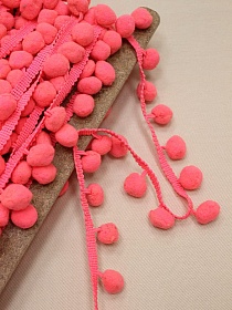 Тесьма "Помпоны" цв.коралловый неоново-розовый, СОРТ2, шир.тесьмы без помпона-10мм; помпон Ø-20мм