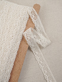 Кружево цв.ванильный, ш.30мм, хлопок-90%, п/э-10%, рис.111/2