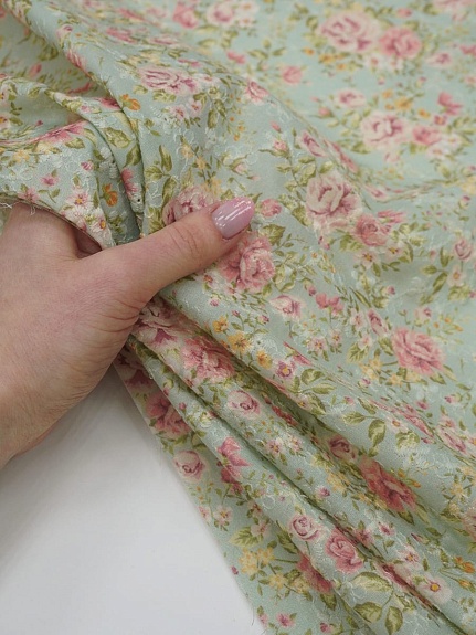 Мерный лоскут - Шитье Digital "Мэри Роуз" цв.морозная мята, ш.1.5м (выш.часть1.35м), батист, х