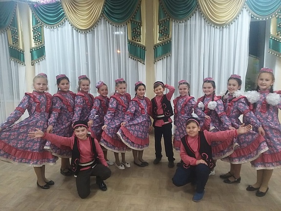 Костюмы для ансамбля