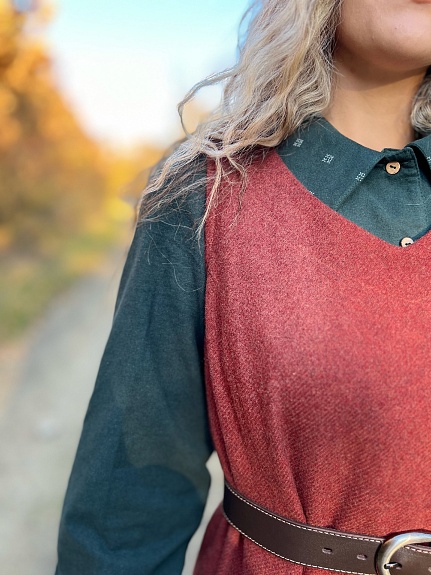 Сарафан из шерсти и рубашка из фланели