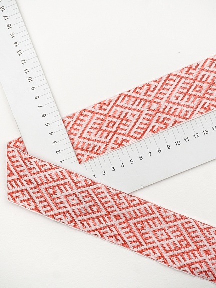 Жак.лента 55мм Алые славянские знаки на белом