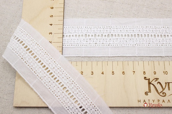 Шитье цв.молочно-белый (общая ширина 45мм, ширина вышивки 25мм), хлопок-100%, батист