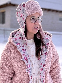 Теплые шапка и варежки из полульна