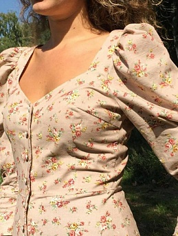 Платье из микровельвета букеты роз