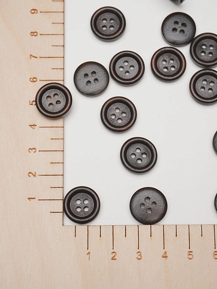 Пуговица темное дерево,15мм, 4 отверстия#047626