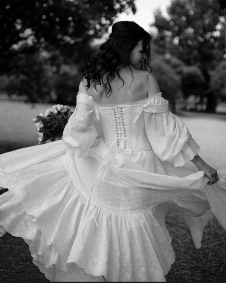 Свадебное платье из Шитья "Цветочки с ажурной каймой"