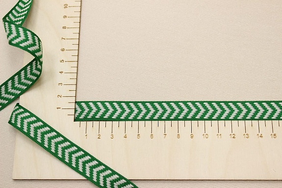 Жак.лента 16мм Славянский оберег "Копытце" цв.зеленый