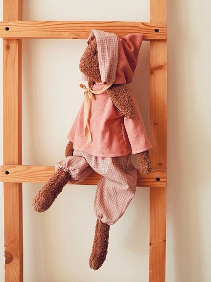Игрушка Зайчика в одежде из вареного хлопка