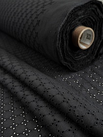 Шитье "Мелкие четырехлистники" цв.черный, ш.1.5м (выш.часть 1.36м), батист, хлопок 100%