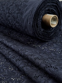 Шитье "Роскошь" цв.чернильный, СОРТ2, ш.1.45м (вышит.часть1.32м), батист, хлопок-100%, 80гр/м.кв