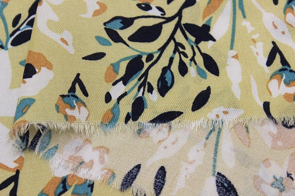 Штапель "Цветочное благоухание" цв.светлая горчица, ш.1.45м, вискоза-100%, 90гр/м.кв