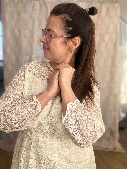 Платье из кружевного полотна "Милада" в кремовом цвете