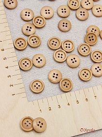 Пуговица светло-коричневое дерево,15мм, 4 отверстия#018863