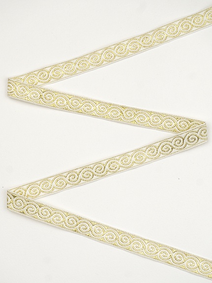 Жак.лента 18мм Золотистые завитки на белом, рис.8681/8