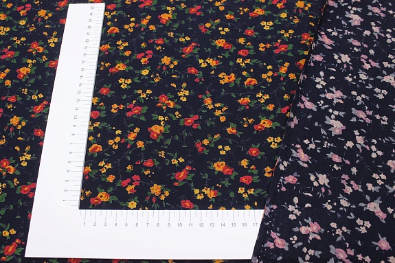 Штапель Премиум "Цветочная грация" цв.чернильный, ш.1.45м, вискоза-100%, 120гр/м.кв