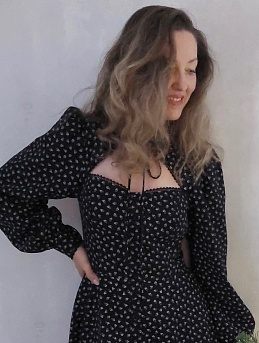 Вечернее платье из теплого хлопка "Цветочки - мотылечки"