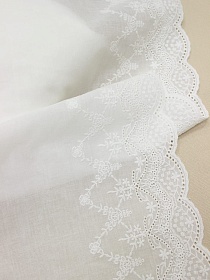 Шитье цв.молочно-белый (общая ширина 260мм, ширина вышивки 130мм), хлопок-100%, батист