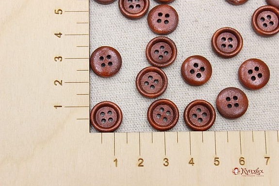 Пуговица красное дерево,13мм, 4 отверстия#018861