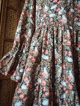 Платье из плательного хлопка "Ягодный плутишка"