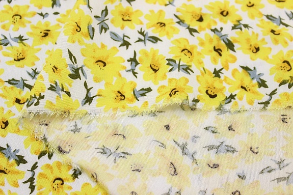 Штапель Премиум "Веселина (желтые цветы на молочном)", ш.1.43м, вискоза-100%, 120гр/м.кв