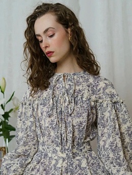 Платье из муслина "Садовая романтика" в чернильном цвете