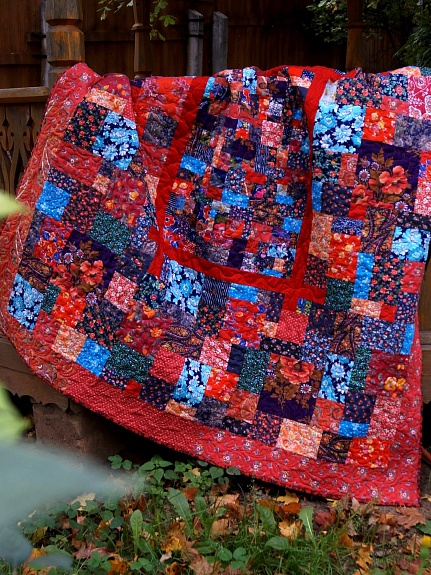 Покрывало в лоскутной технике навеянное любованием винтажными ситцами