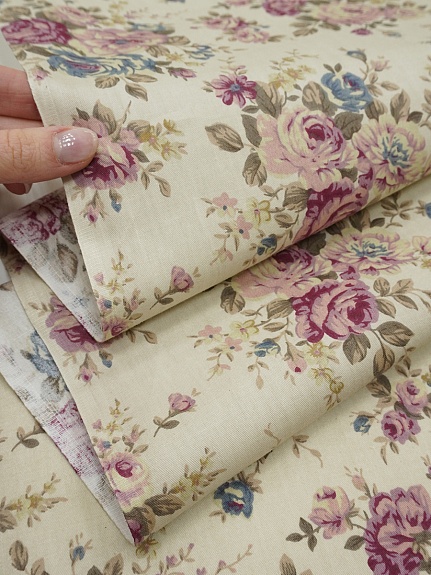 Сатин "Цветочное послание" цв.светло-бежевый, ш.1.6м, хлопок-100%, 110гр/м.кв