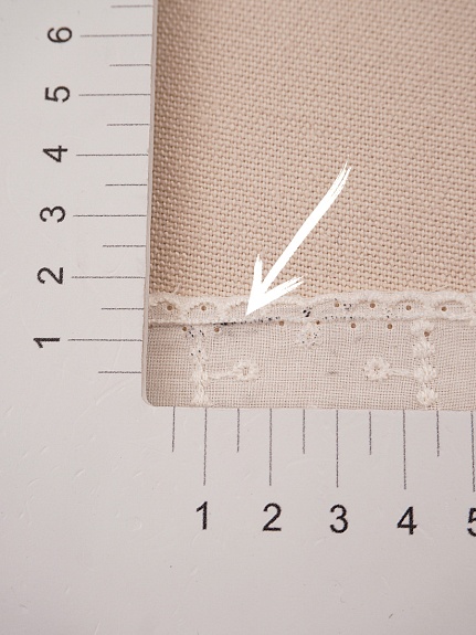 Шитье цв.кремовый (общая ширина 80мм, ширина вышивки 80мм), СОРТ2, хлопок-100%, батист