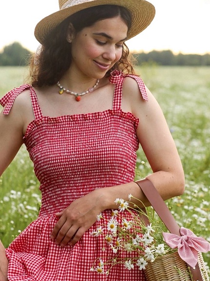 Сарафан в клетку в стиле кантри
