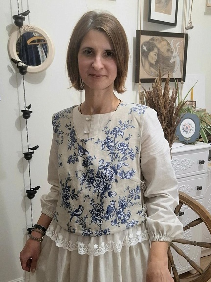 Двухсторонняя жилетка из полульна и перкали