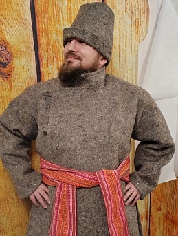 Верхняя одежда из сукна