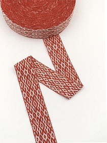 Лента тканая для поясов, 50мм Суровый орнамент на красном, рис.9547