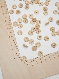 Пуговица дерево без покрытия,11мм, 4 отверстия#018853