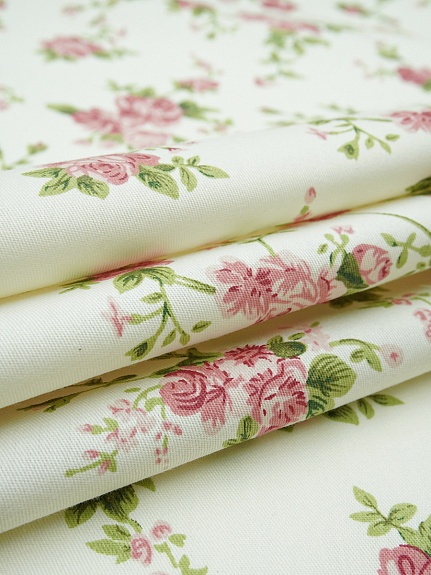 Сатин "Кружевные розочки" цв.шампань, ш.1.6м, хлопок-100%, 110гр/м.кв