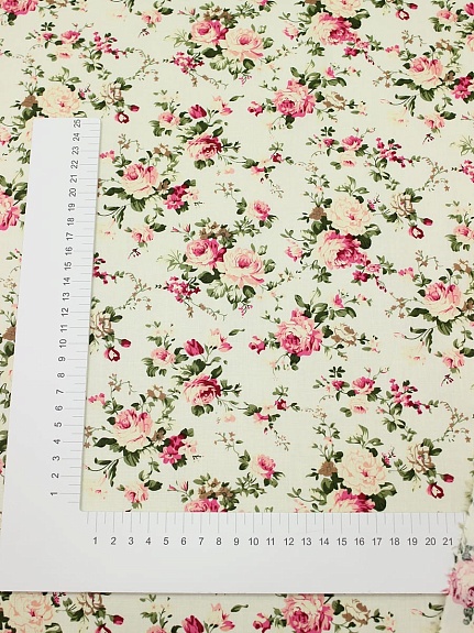 Импорт. хлопок "Большие пионы на сливочном", ш.1.5м, хлопок-100%, 100гр/м.кв