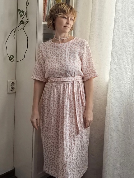 Платье из муслина  "Леопардовые пятнышки на нежно-розовом"